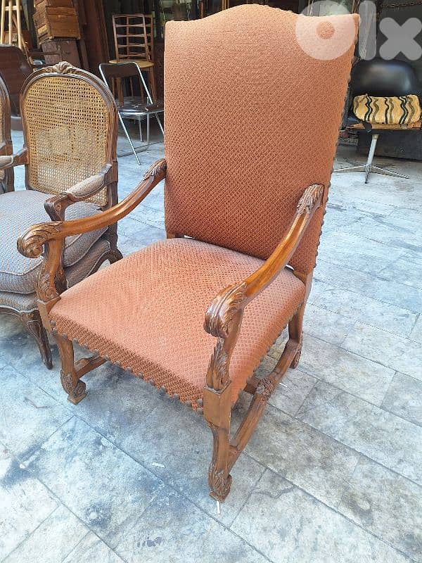 برجير صالون عدد٢ ضهر عالي مميز ناعم 1