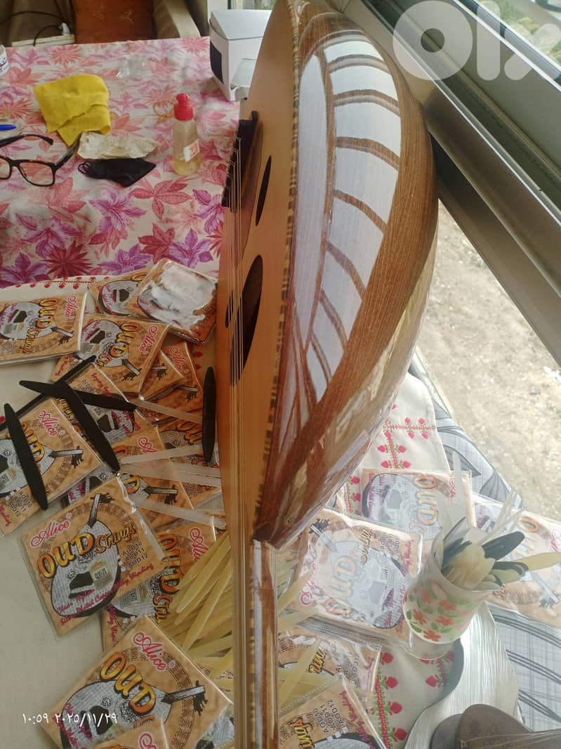 عود زرياب0 من أهم الاعواد التعلمية 4