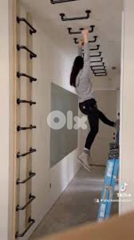 Monkey bar like new 0