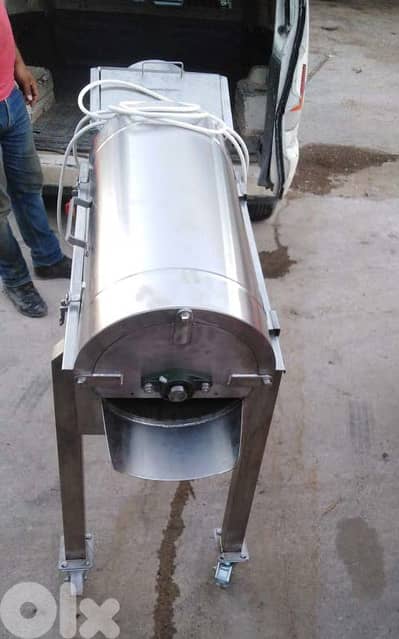 Industrial Tomato Juicer عصارة طماطم صناعية