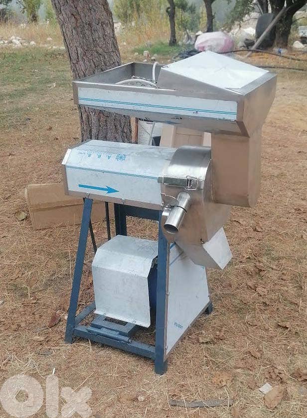 Industrial Tomato Juicer عصارة طماطم صناعية 1