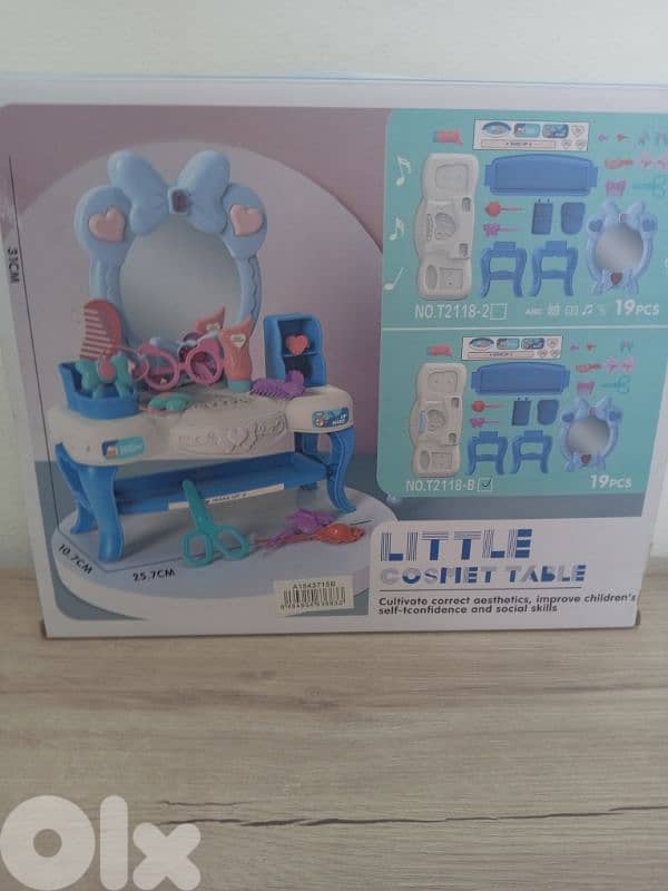 little cosmet table 2