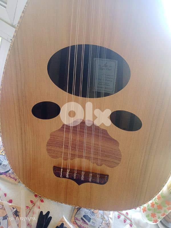 عود. زرياب 0  بسعر 110$ فقط ومع حقيبة وريش 2