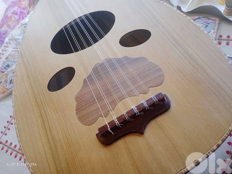 عود. زرياب 0  بسعر 110$ فقط ومع حقيبة وريش 3