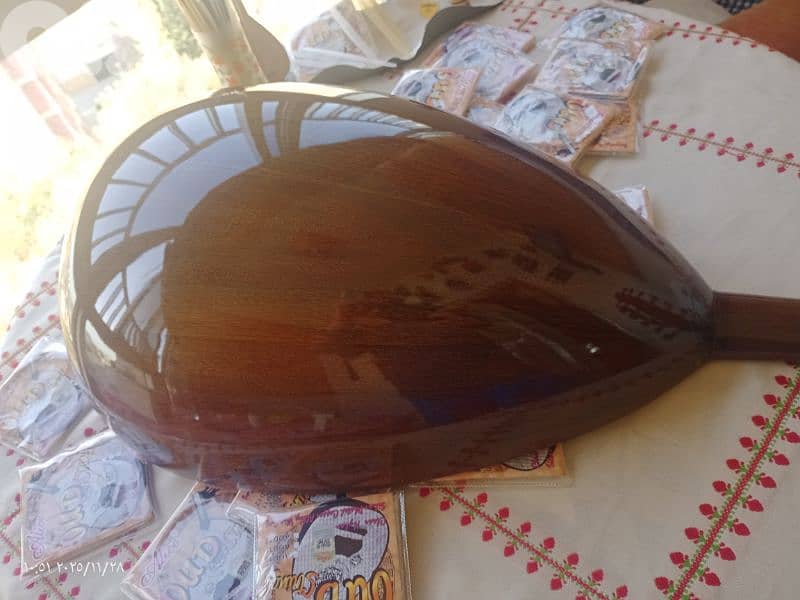 عود. زرياب 0  بسعر 110$ فقط ومع حقيبة وريش 9