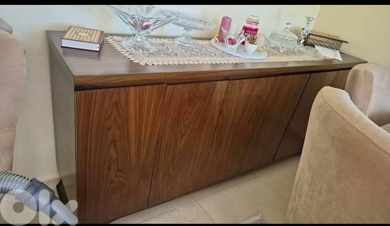 8 seats dining room 1