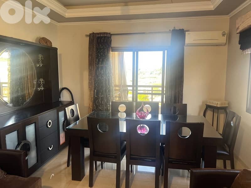 سفرة ٨ كراسي 1