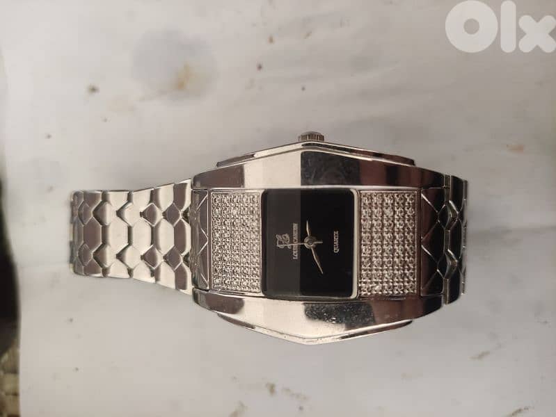 ساعة نسائية yslouis 5