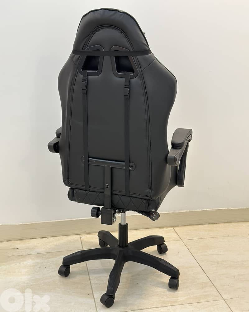 MAGNUM CHAIR + MAGNUM TABLE 140cm x 75cm x60cm 3