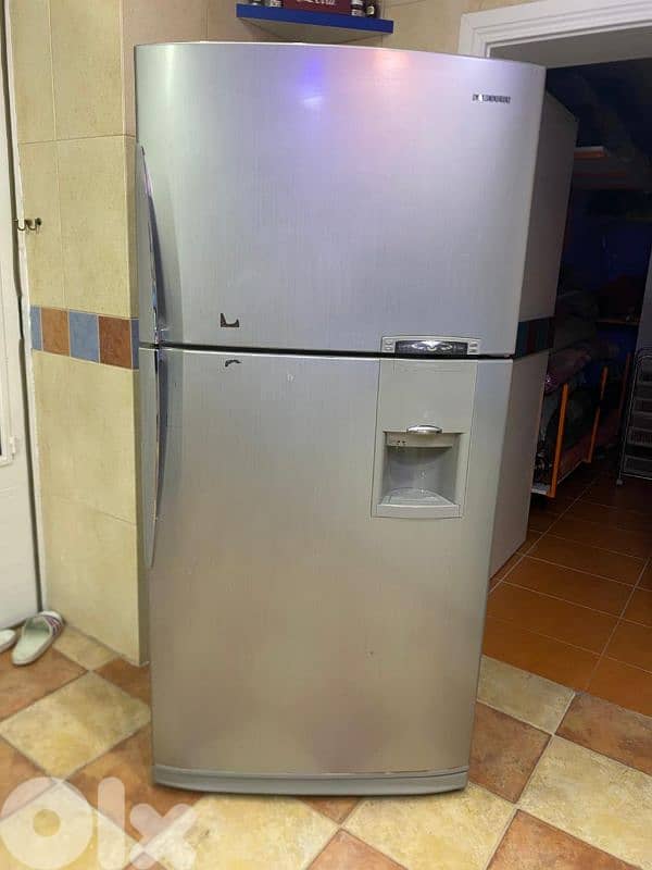 Samsung fridge like new 0