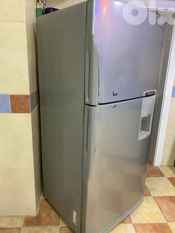 Samsung fridge like new 2