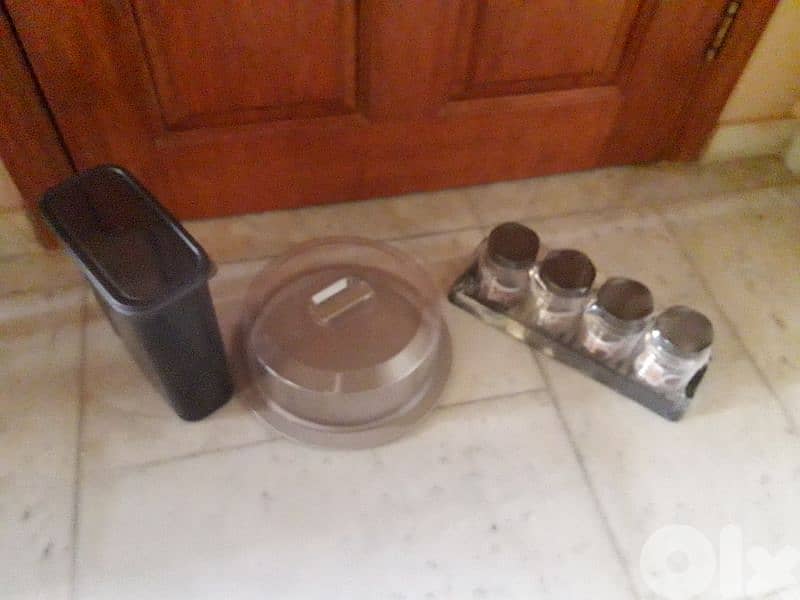 Tupperware شروة اغراض للمطبخ 4
