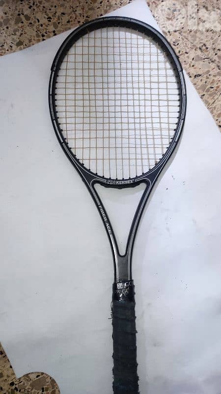 مضارب تنس وسكواتش 11