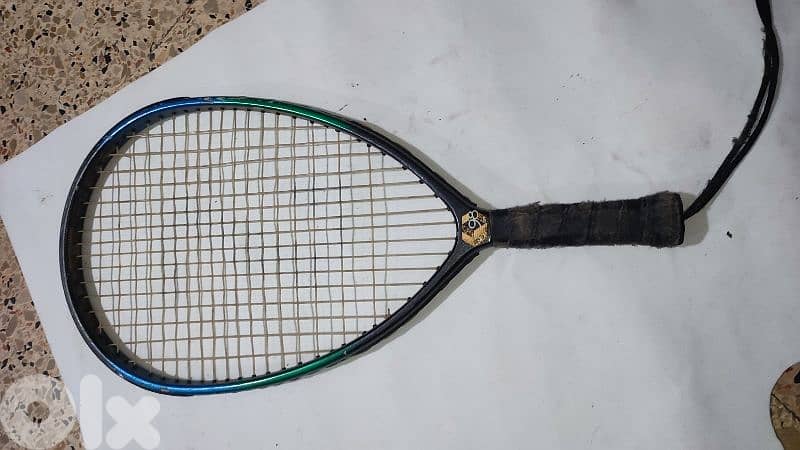 مضارب تنس وسكواتش 12