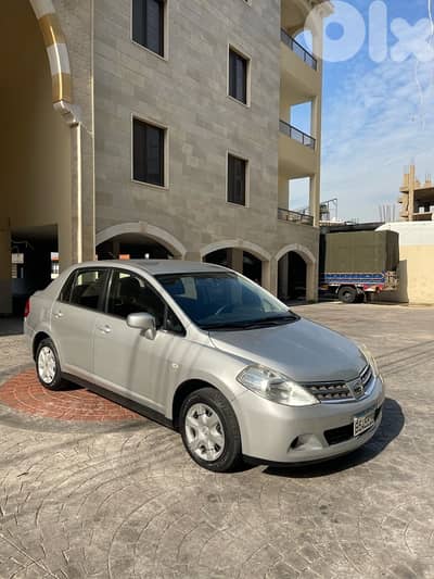 Nissan Tiida 2010