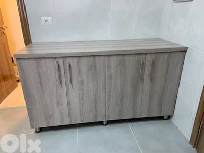 Kitchen side cabinet