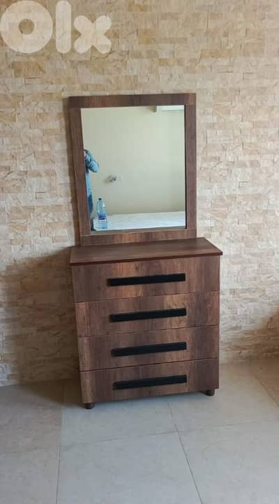 شفنيرة اربع جوارير مع مرايا 80 سم