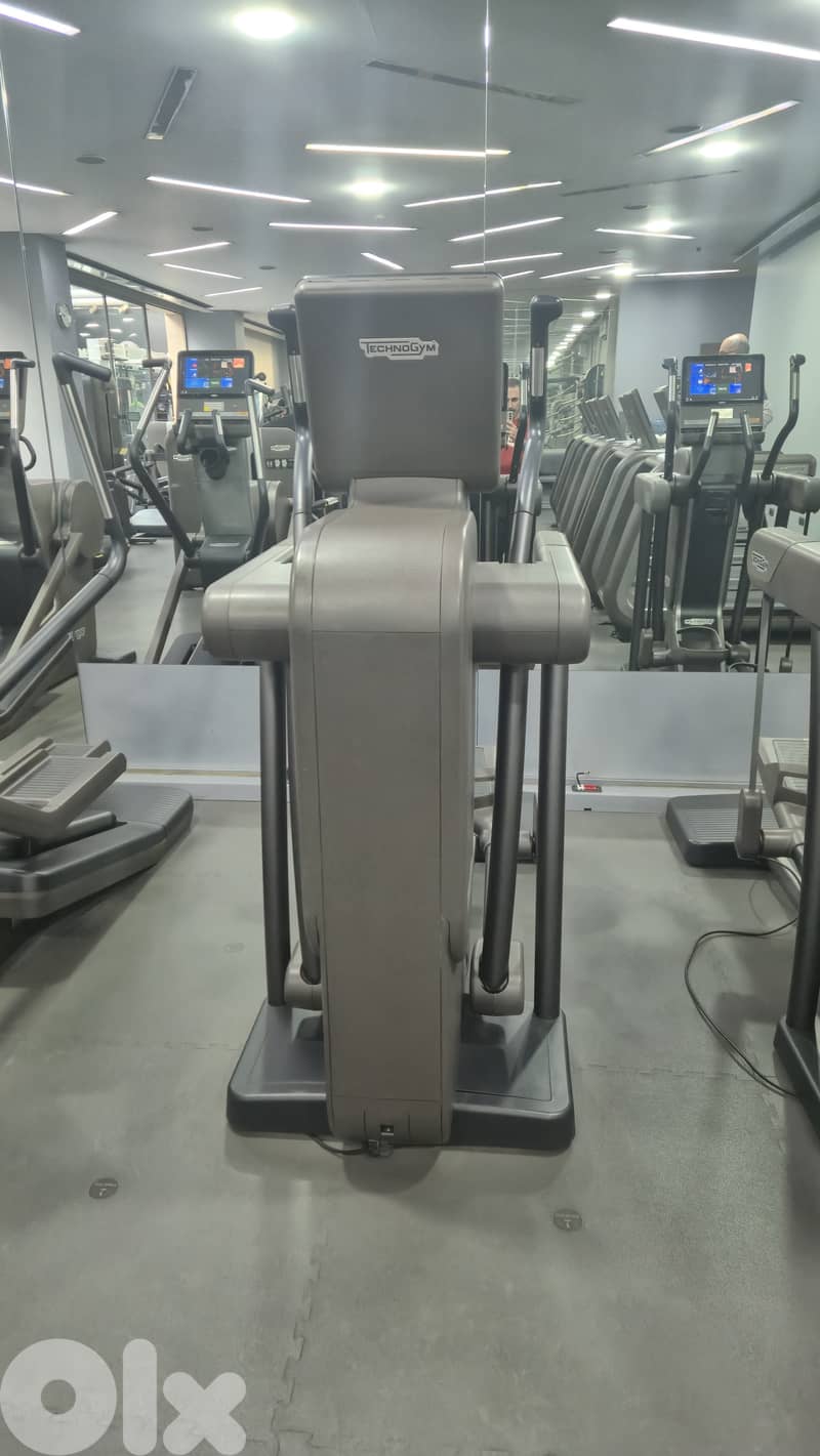 30 technogym artis line machines like new 2