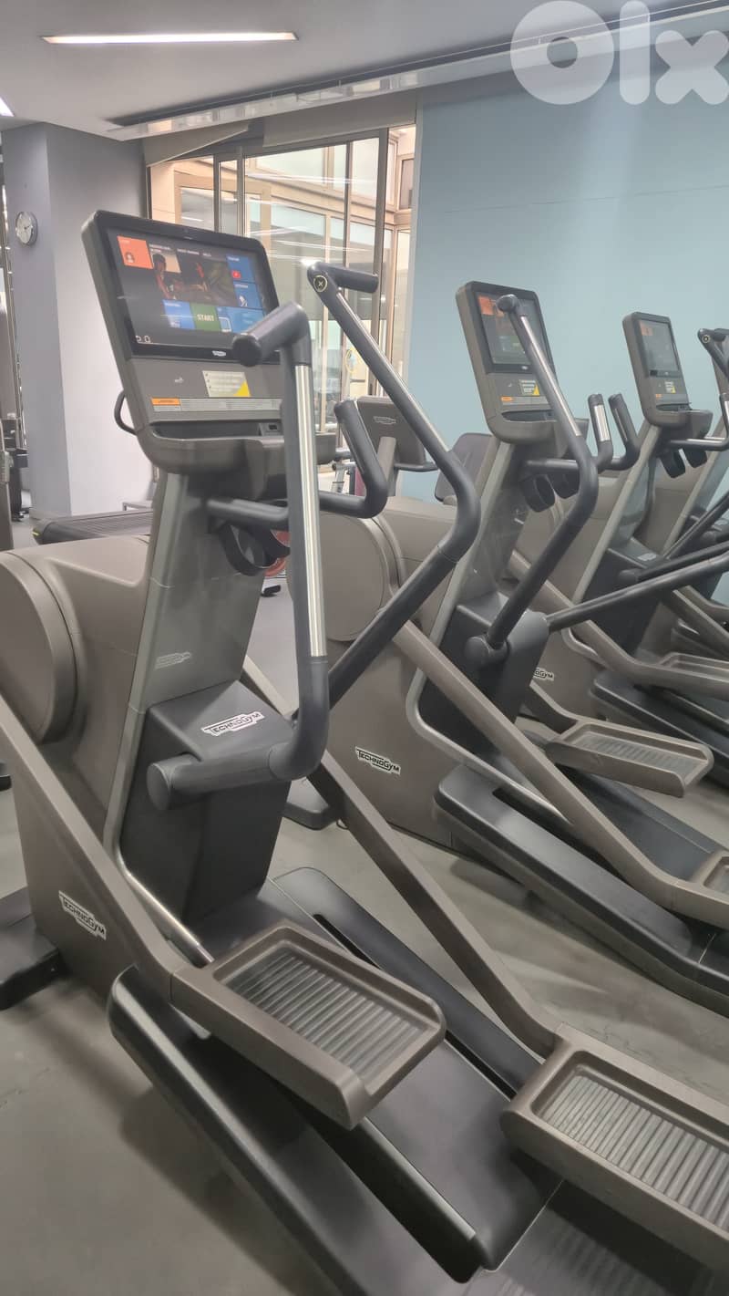 30 technogym artis line machines like new 3