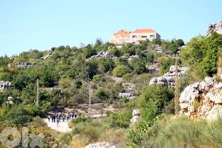 RWK317JS - Land for sale in the heart of Faitroun