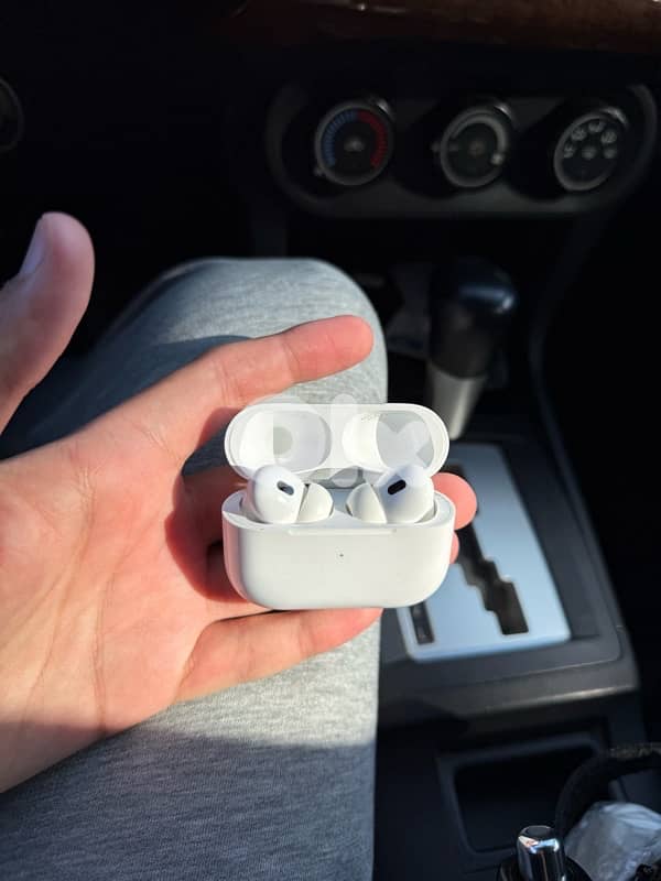 airpods pro 2 like new 0