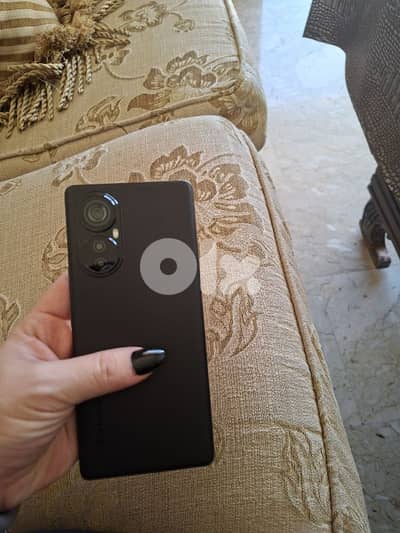 A200 pro 12/ 256G used like new