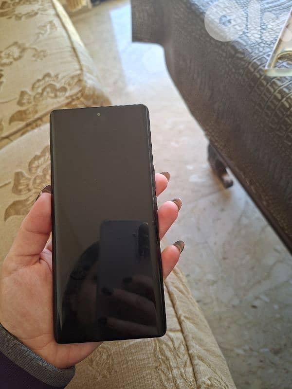 A200 pro 12/ 256G used like new 1