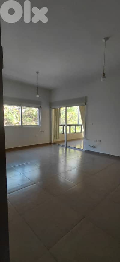 Apartment for sale in Nahr Ibrahim - شقة للبيع في نهر إبراهيم