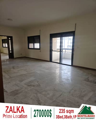 Prime Location 235 sqm Apartment For Sale in Zalka (زلقا) + City View