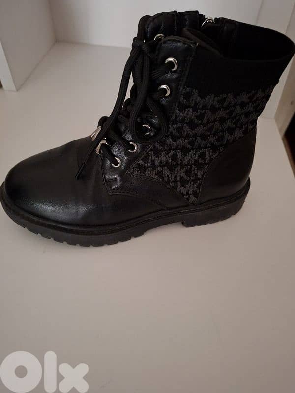 بوط اسود Michael Kors l 1