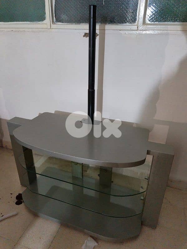 طاوله تيفي مرتبه 0