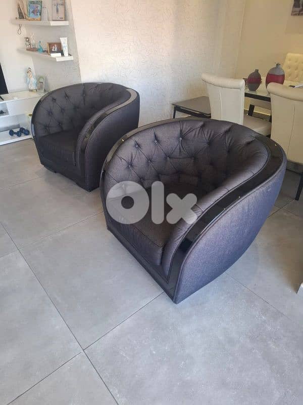 Living room in a good condition for sale 1