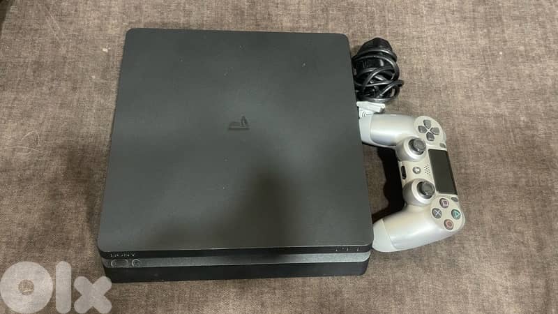 Playstation 4 (SLIM) 4