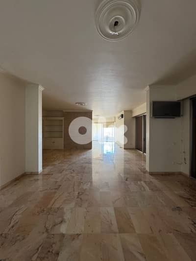 CATCH!! SPACIOUS APARTMENT IN AIN AL TINEH PRIME (180SQ) , (AM-253)