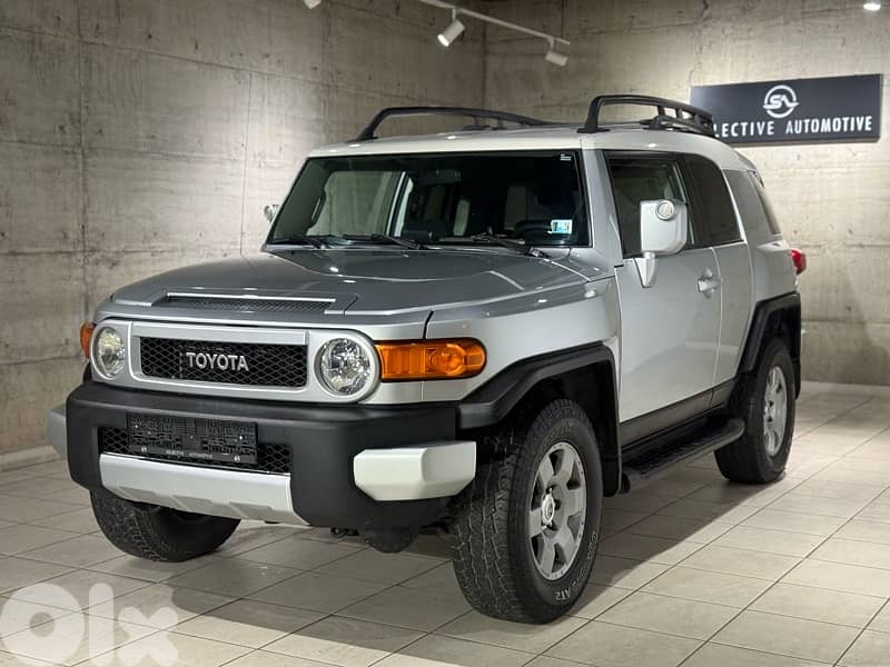Toyota FJ Cruiser Clean carfax 0