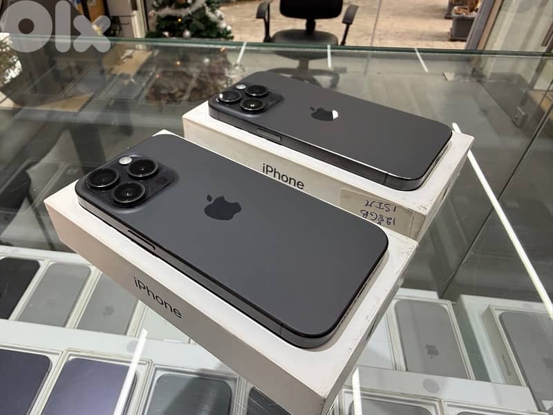 iPhone 15 Pro 1TB Very Clean Condition: - Mint Condition 2