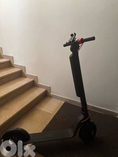 porodo electric scooter with phone stand