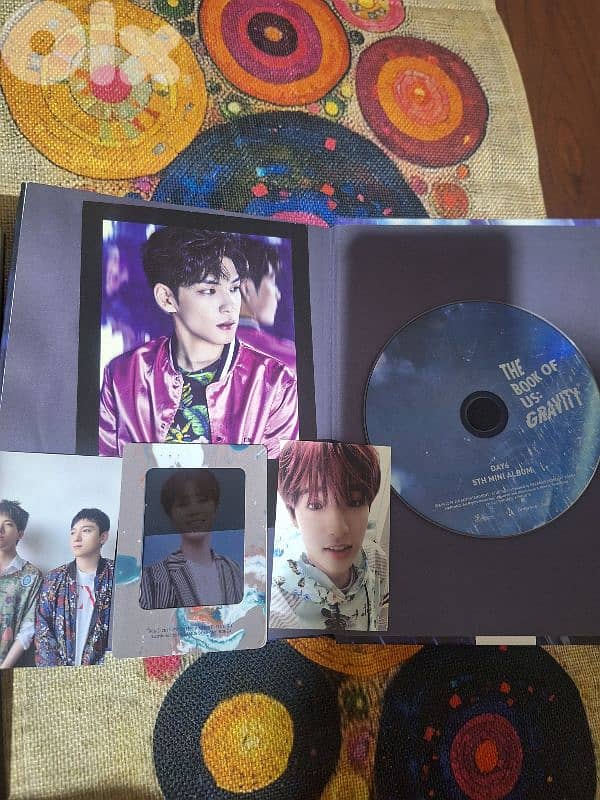 2 Stray kids album+ 1 Day6 album + Posters 1