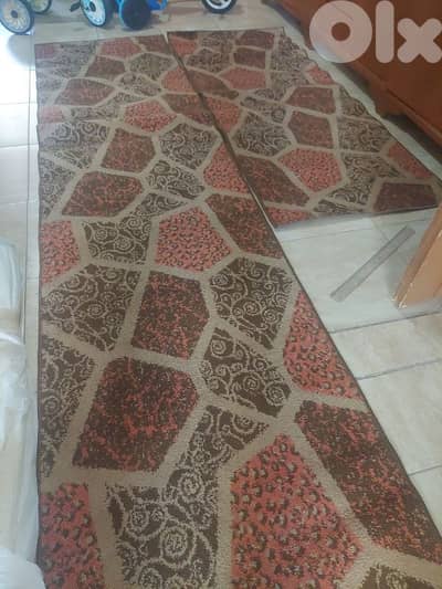 سجاد بحالة ممتازة