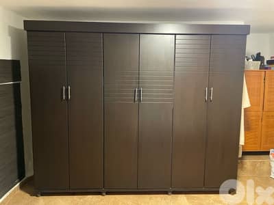 خزانة  غرفة نوم