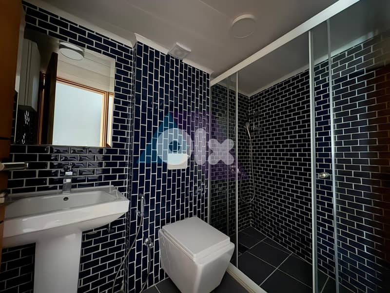 1 bedroom Chalet+pool+open sea view 4Sale in Halat - شاليه في حالات 7