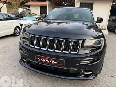 Jeep Grand Cherokee SRT 8 model 2014 super clean!!!