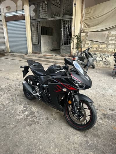 Yamaha R25