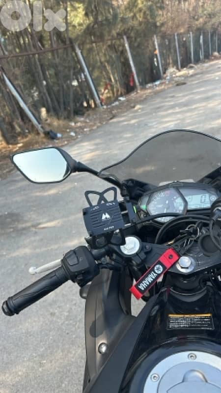 Yamaha R25 2