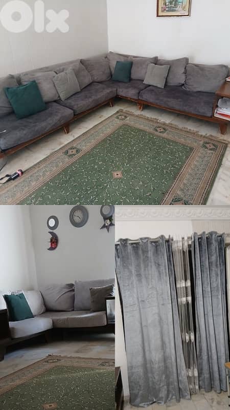 used living room with curtains 0