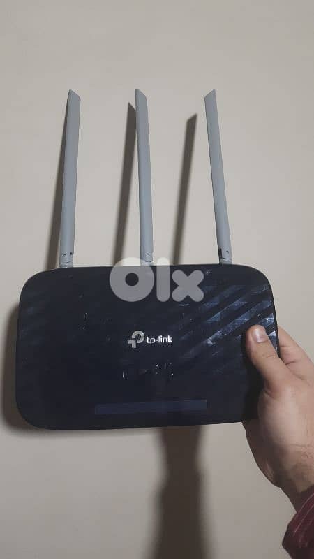 ROUTER STARTING 8$ 3