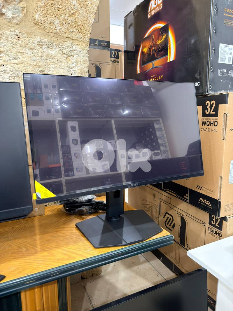 MSI 27 QHD 2k 240Hz QD-OLED 0