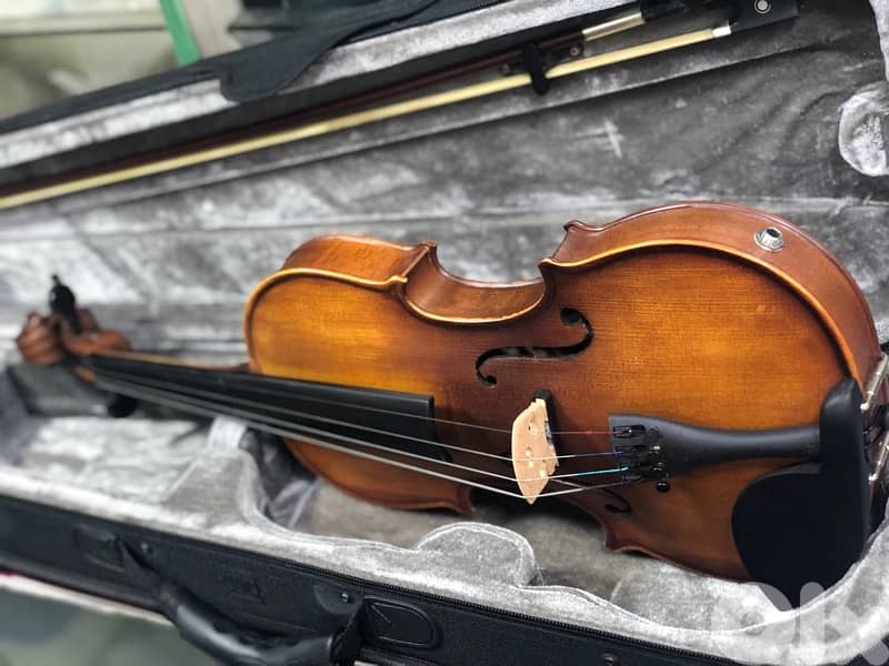 electro acoustic violin كمنجا الكتريك 0