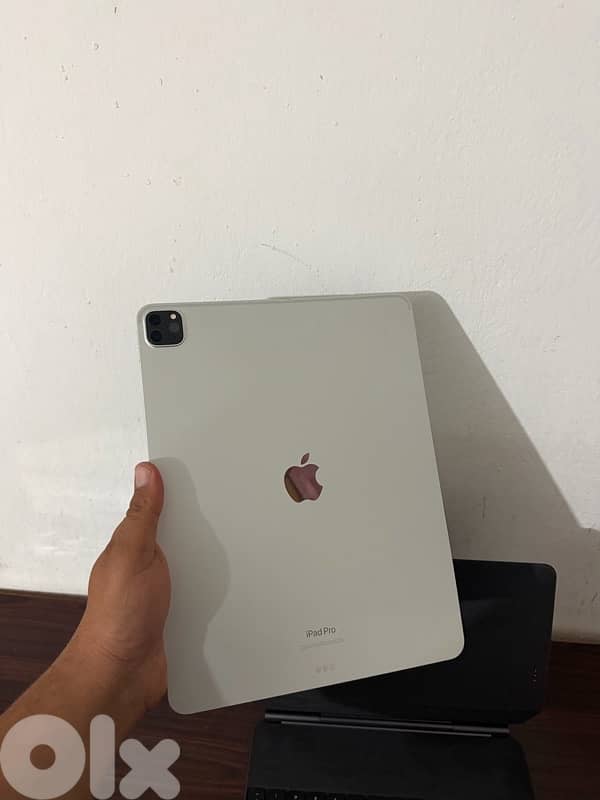 iPad Pro 12.9inch M2 (6th gen) 512Gb + Magic Keyboard 2