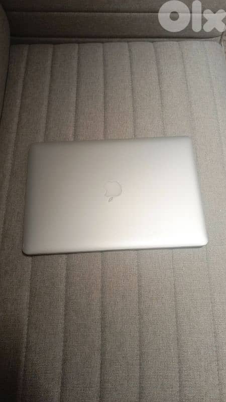 Mac book pro ( mid 2014) 1